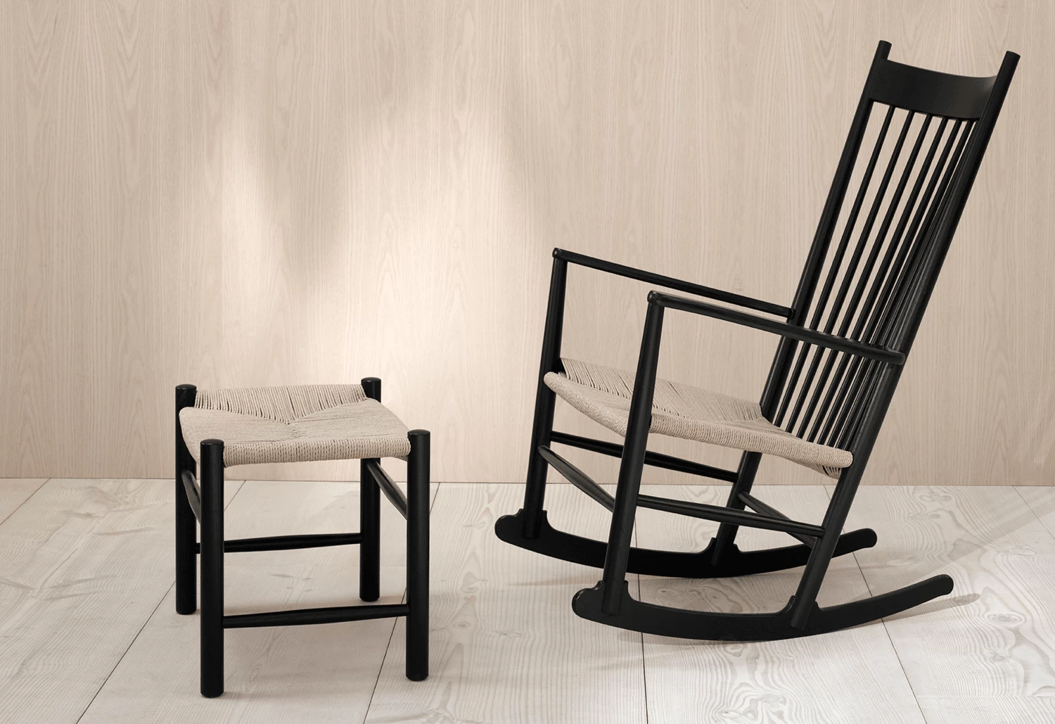 J16 Stool, 1944 2 J16 Stool, 1944 - Image 2