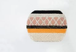 Mangas Caramelo Pouf, 2010 5 Mangas Caramelo Pouf, 2010 -Comfortable Home ManOrg MP1 Arriba