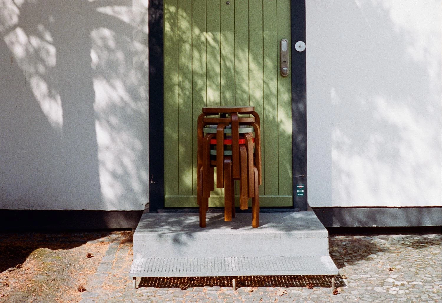 Artek Aalto E60 Stool, 1932 2 Artek Aalto E60 Stool, 1932 - Image 2