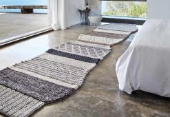 Mangas Campana Rug, 2010 -Comfortable Home mangas rug 6 5d8cb2f0 185b 42d1 9ed7 5603d83d4317