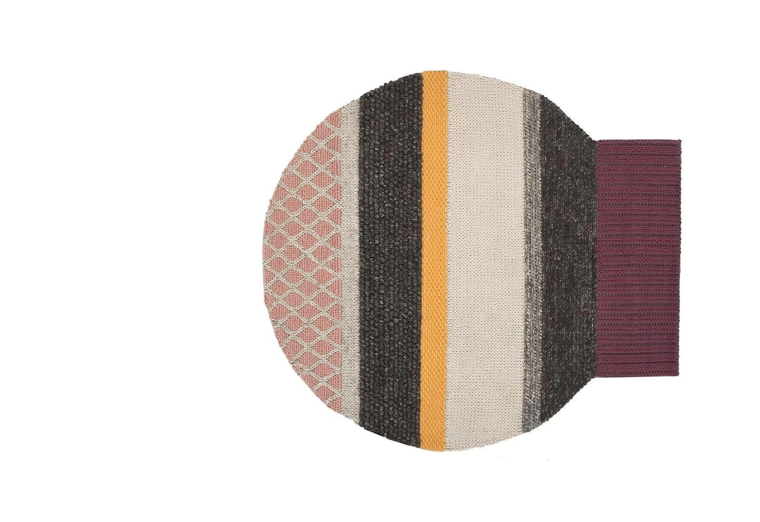 Mangas Globo Rug, 2010 2 Mangas Globo Rug, 2010 - Image 2