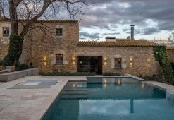 Tres Outdoor Rug, 2021 -Comfortable Home nanimarquina black lifestyle 10