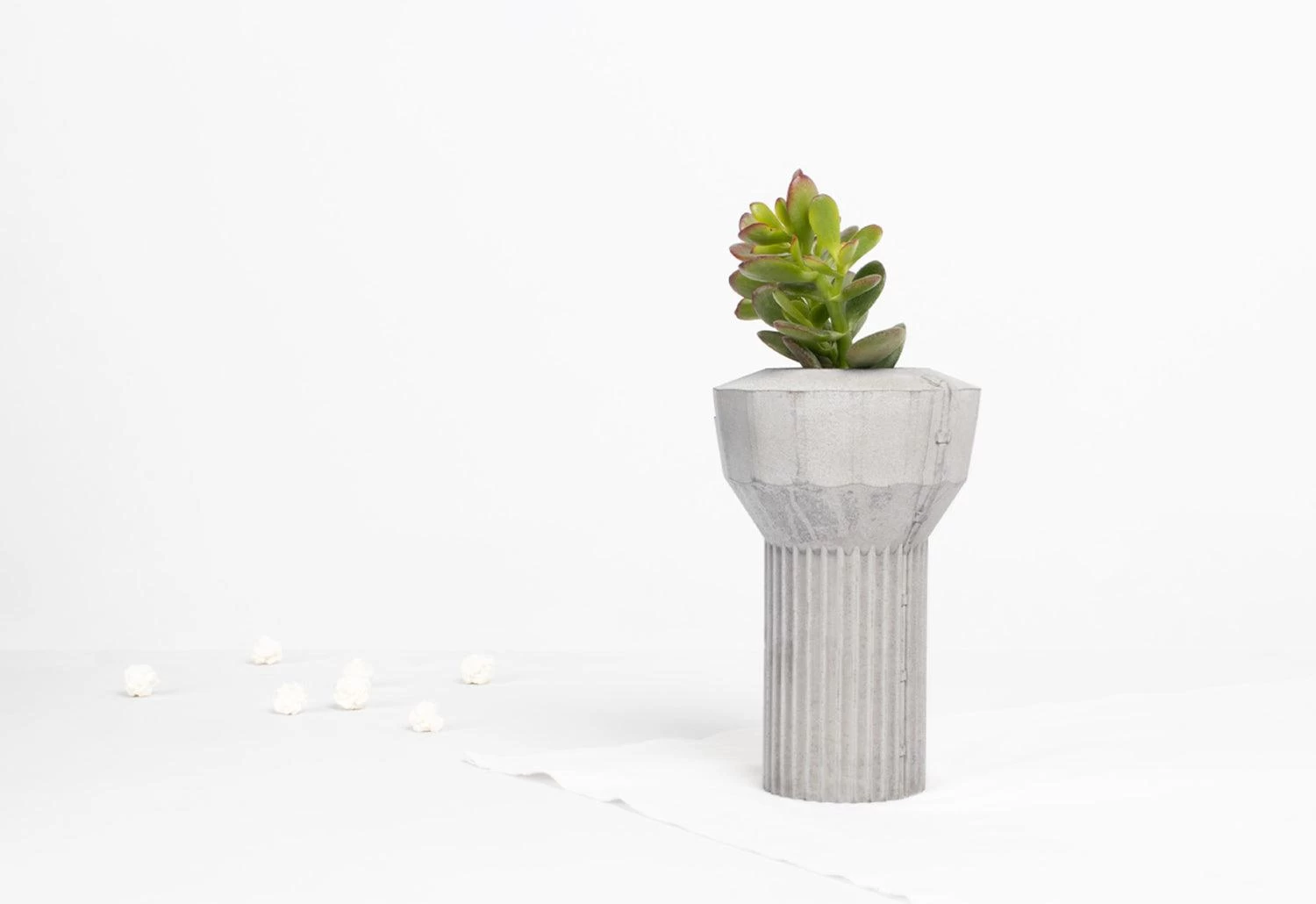 Siment Water Tower Vase, 2018 4 Siment Water Tower Vase, 2018 - Image 4