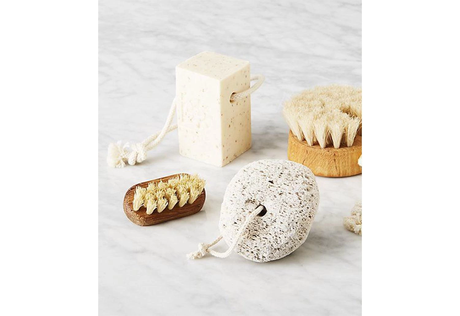 Iris Hantverk Soap On A Rope 2 Iris Hantverk Soap On A Rope - Image 2