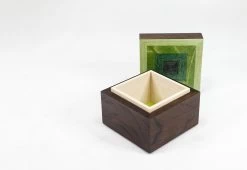 Prism Box -Comfortable Home twentytwentyone Kevin Stamper Prism Box Green 1