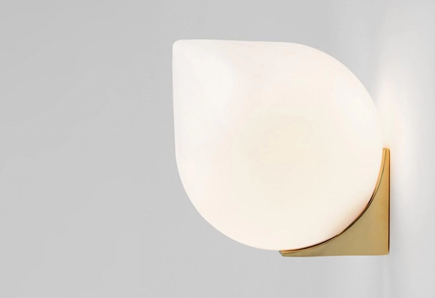 Bob Wall Light, 2015 1 Bob Wall Light, 2015