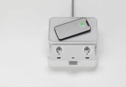 Vitra Ampi Charger, 2021 -Comfortable Home twentytwentyone vitra ampi white 3