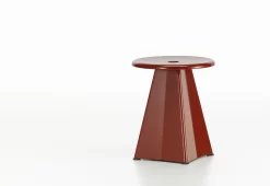 Vitra Tabouret Métallique, 1936 -Comfortable Home twentytwentyone vitra jean prouve tabouret metallique japanese red 1