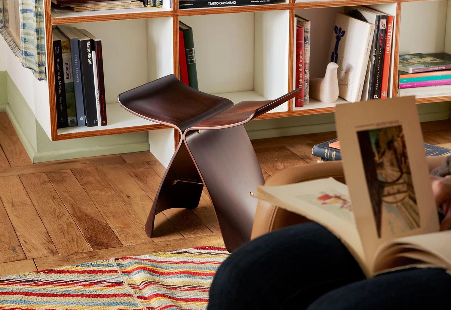 Vitra Butterfly Stool, 1954 5 Vitra Butterfly Stool, 1954 - Image 5